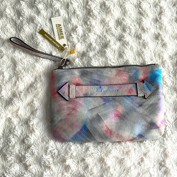 NWT Genuine Leather Aimee Kestenberg Wristlet - Picture 1 of 9